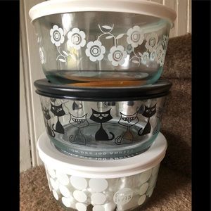Pyrex Storage Dishes